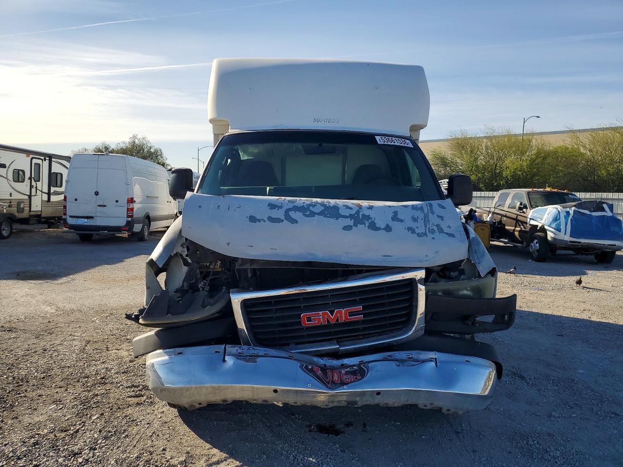 2006 GMC Savana Delivery Truck