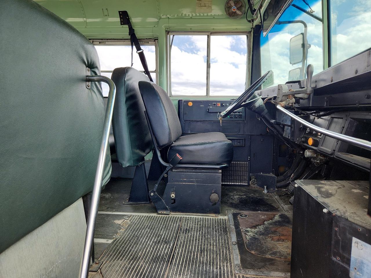 1991 International 3000 3700