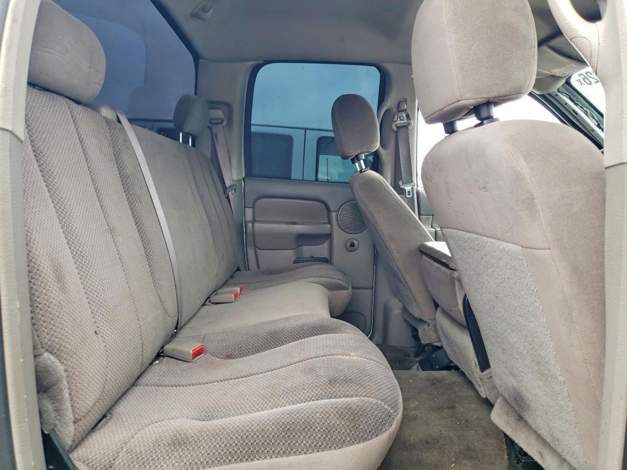 2005 Dodge RAM 1500 ST