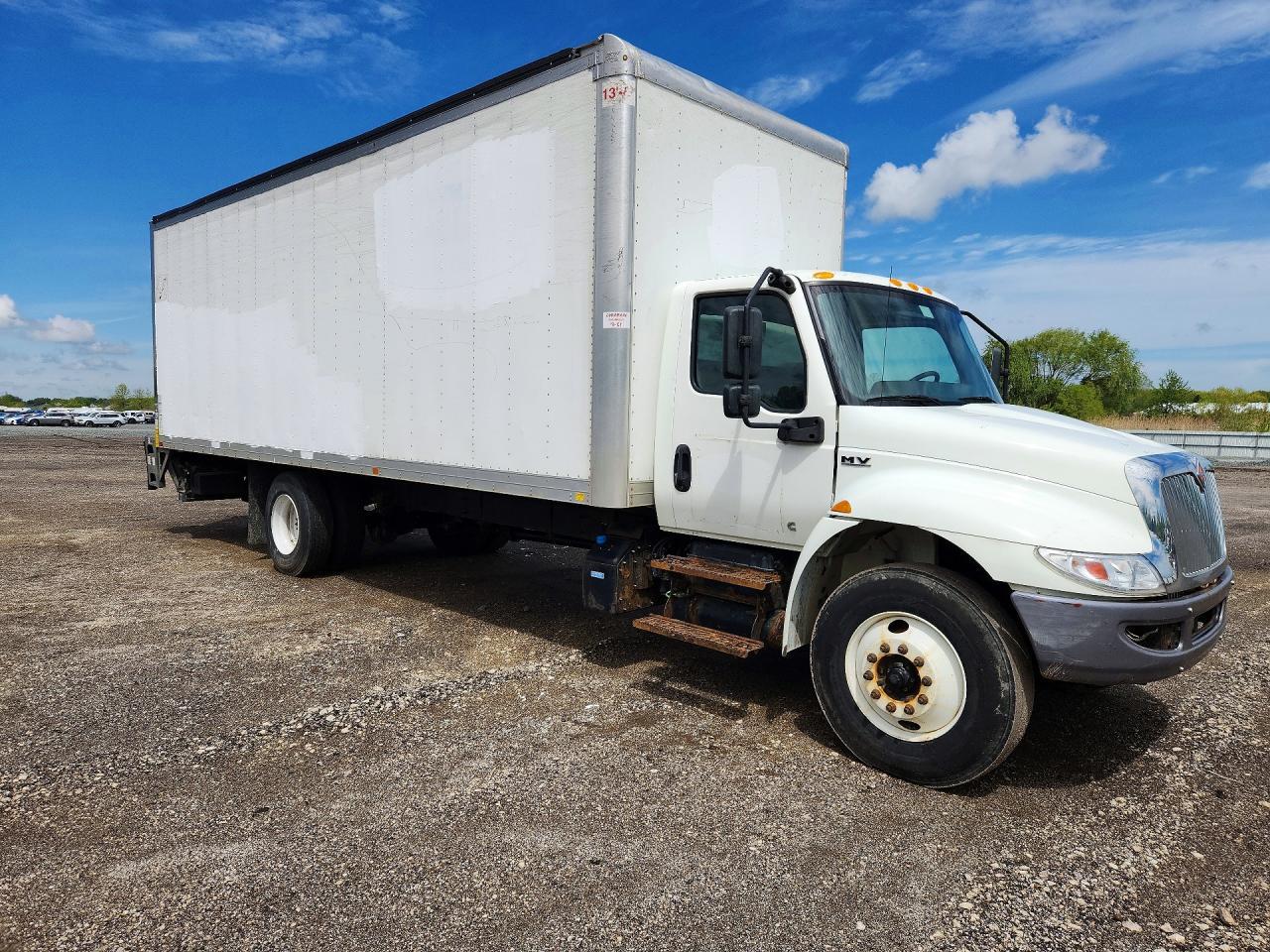2022 International MV607 BOX Truck