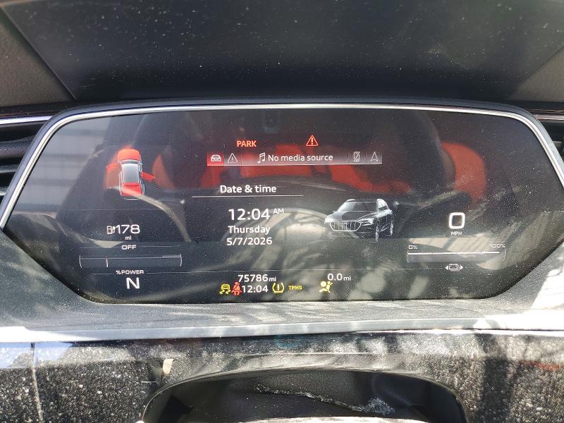 2022 Audi E-tron Premium Plus