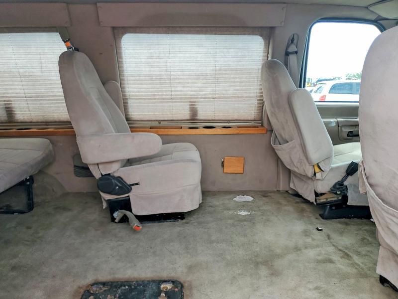 1997 Ford Econoline E150 van