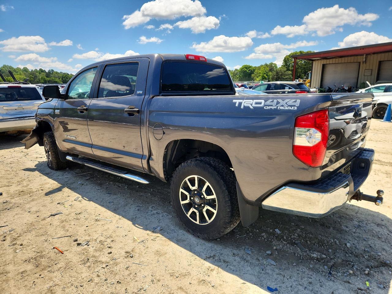 2016 Toyota Tundra SR5