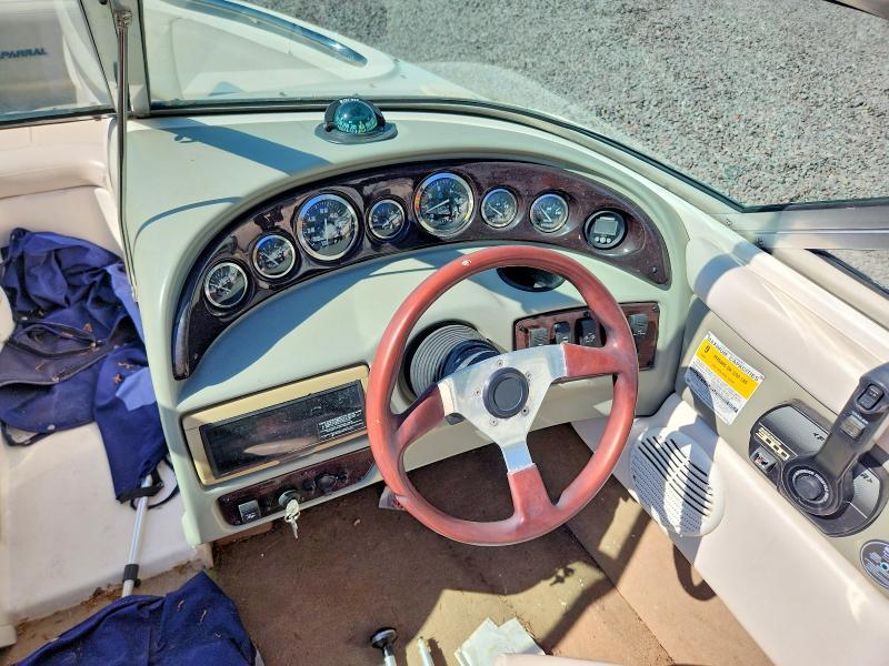 1999 Chaparral Boat