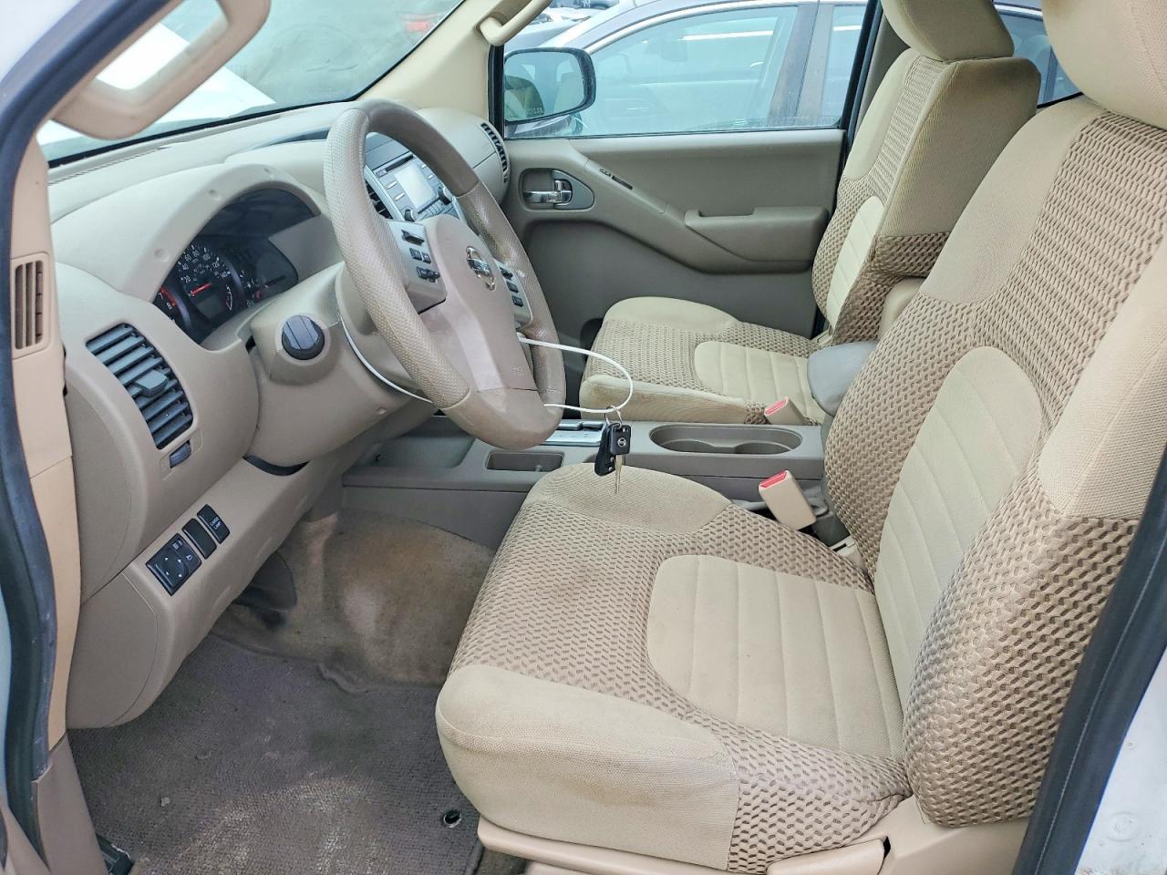 2013 Nissan Frontier SV V6