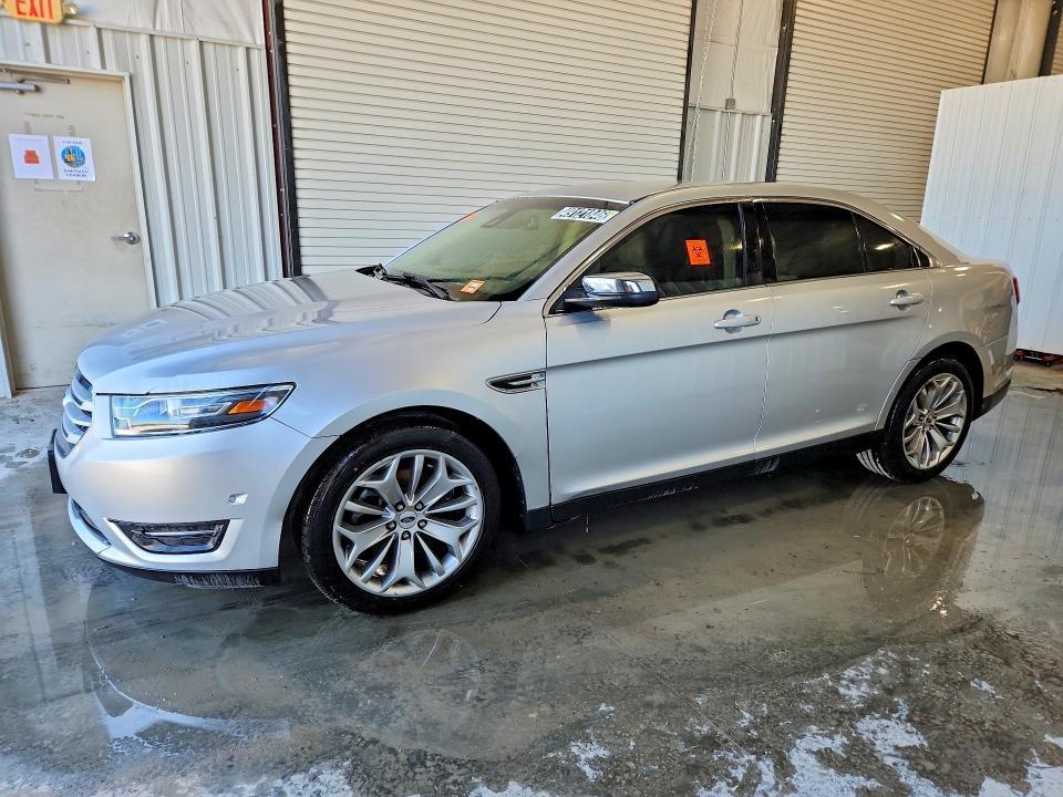 2018 Ford Taurus Limited