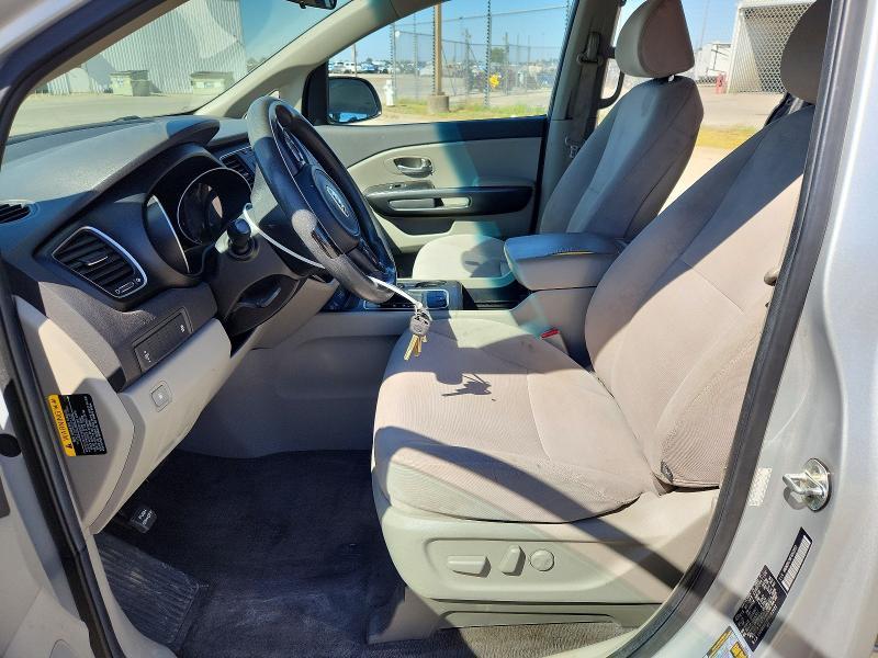 2015 KIA Sedona lx