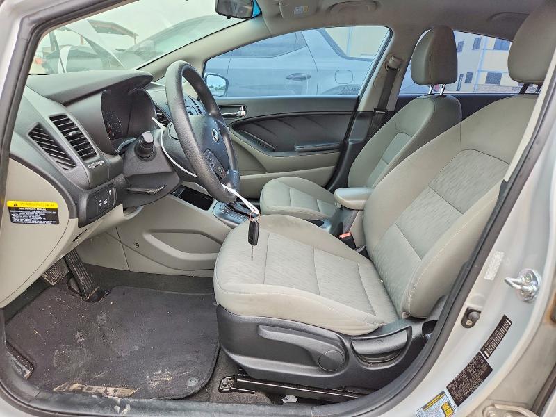 2016 KIA Forte lx