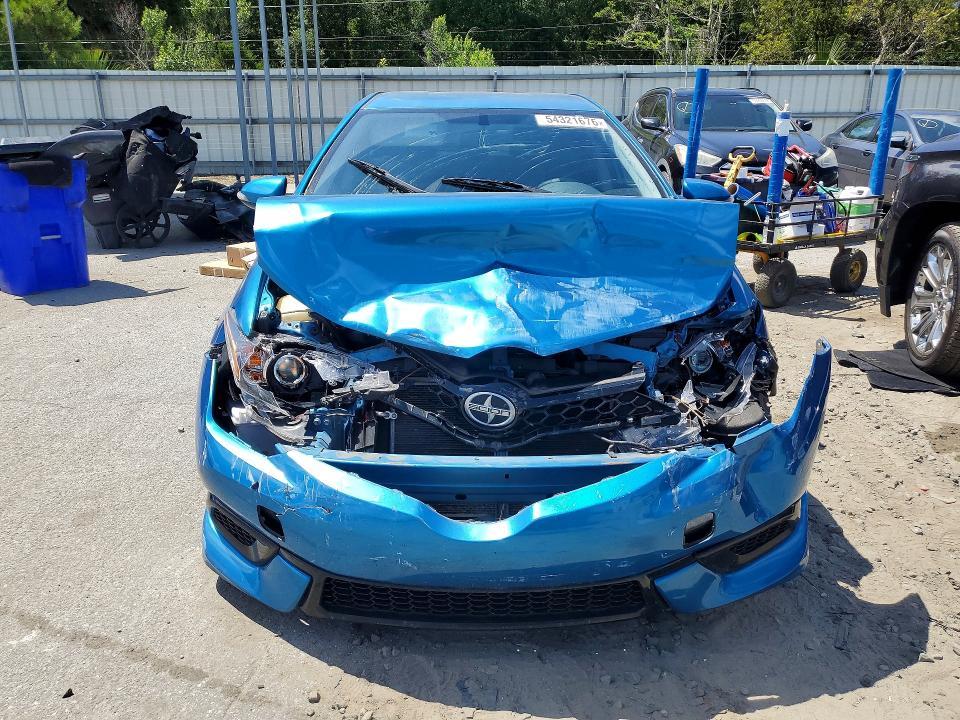 2016 Scion Im Base