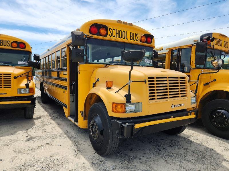 1990 International 3000 3700