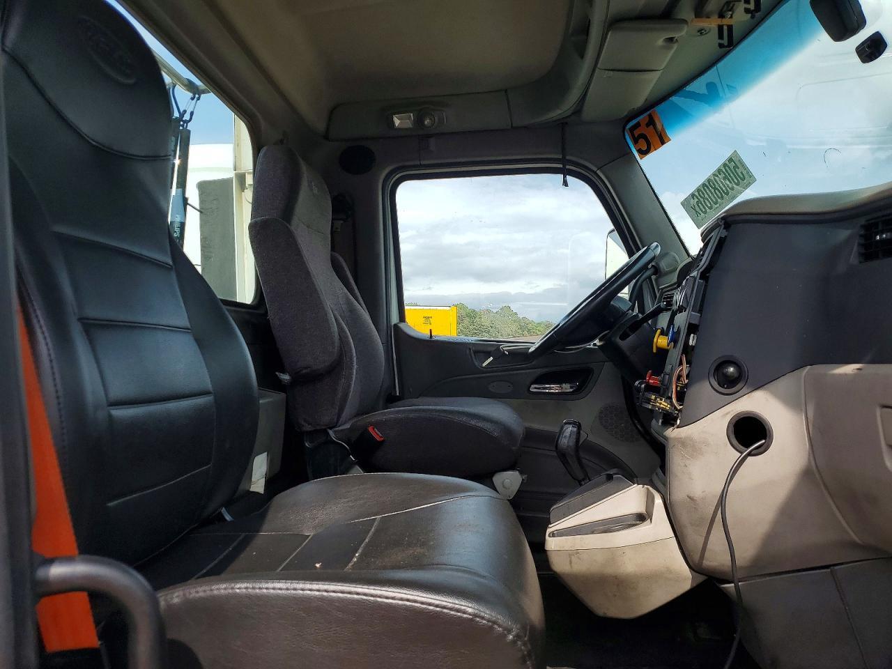 2018 Peterbilt 579 Semi Truck