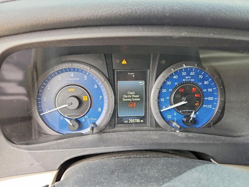 2015 Toyota Sienna xle Premium 8-passenger