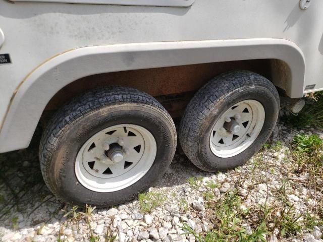 2000 Bantam Travel Trailer