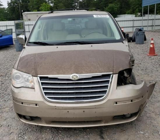 2008 Chrysler Town & Country Limited