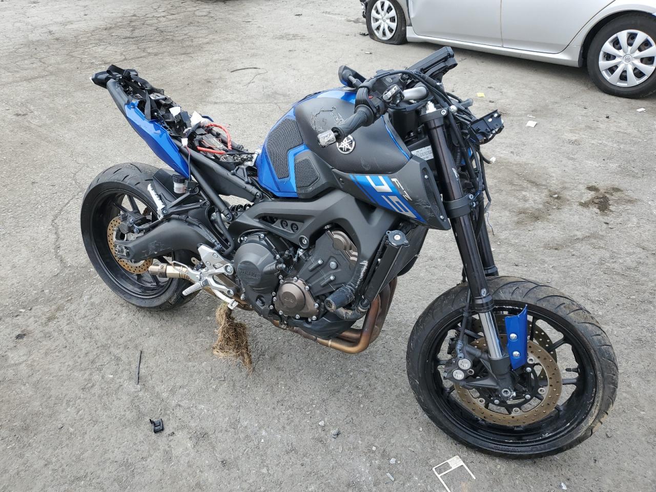 2016 Yamaha FZ09