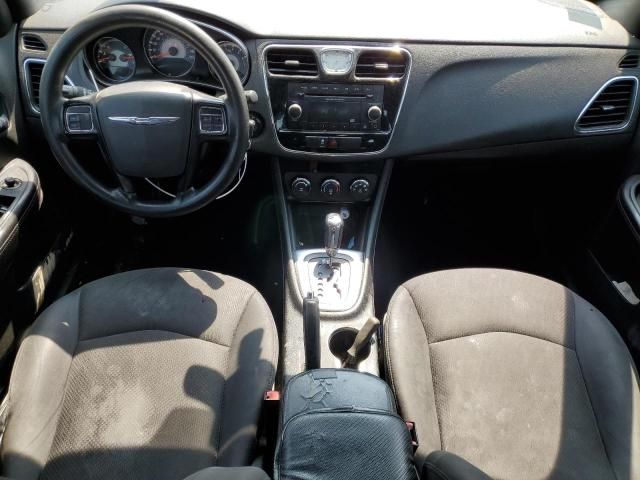 2014 Chrysler 200 LX