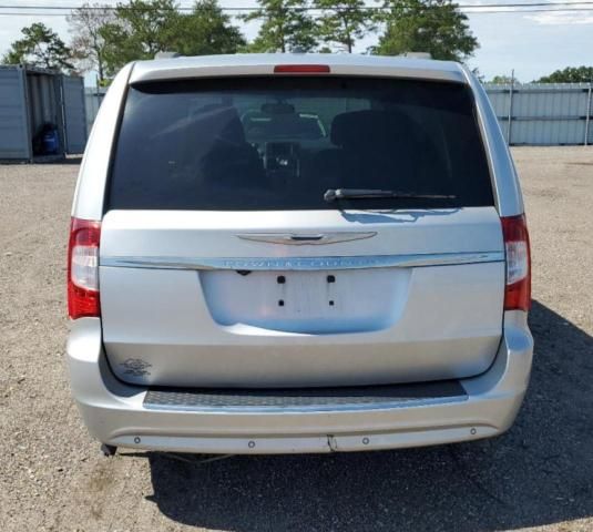 2011 Chrysler Town & Country Touring