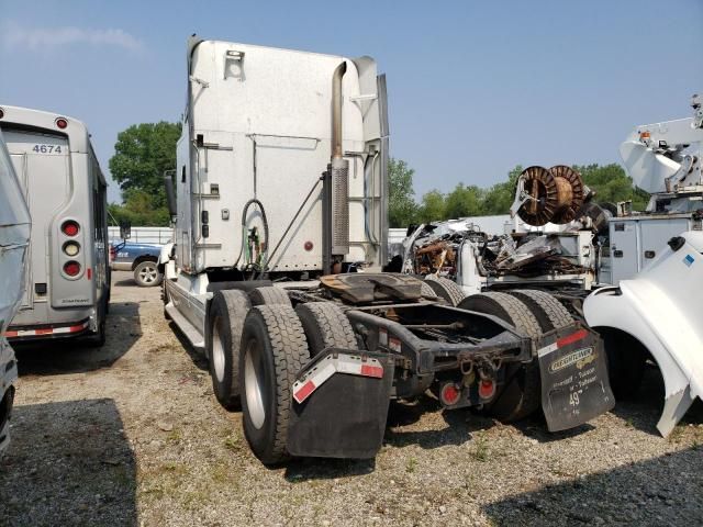 2006 Freightliner Conventional Columbia