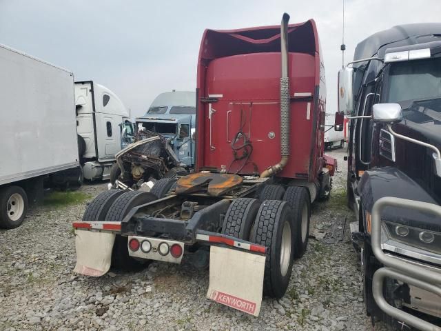 2007 Kenworth Construction T600