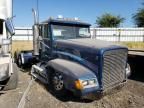 2000 Freightliner Conventional FLD120