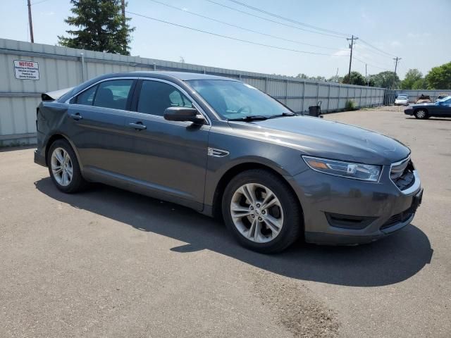 2017 Ford Taurus SEL