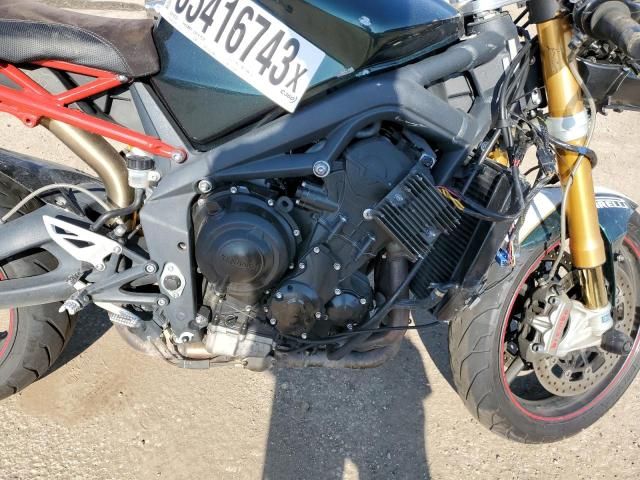 2012 Triumph Daytona 675