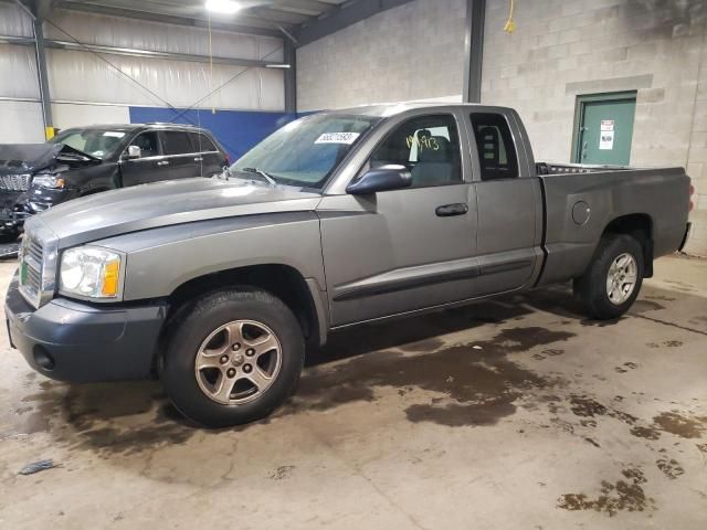 2005 Dodge Dakota SLT