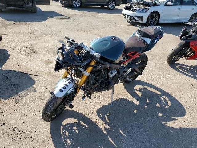 2012 Triumph Daytona 675