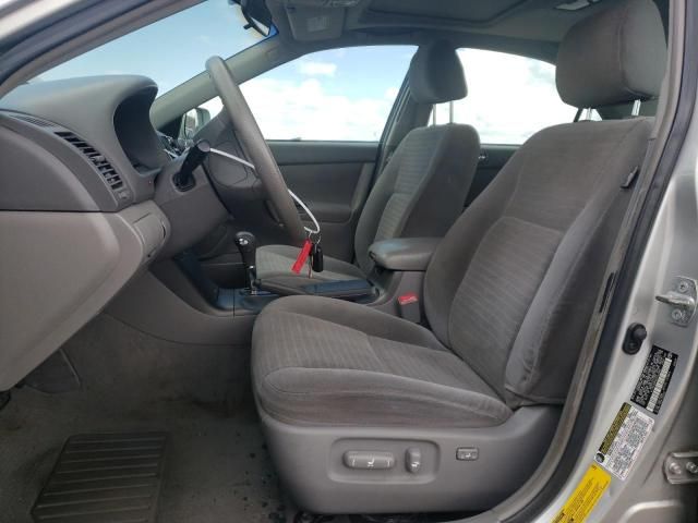 2005 Toyota Camry LE