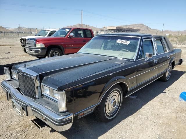 1984 Lincoln Town Car