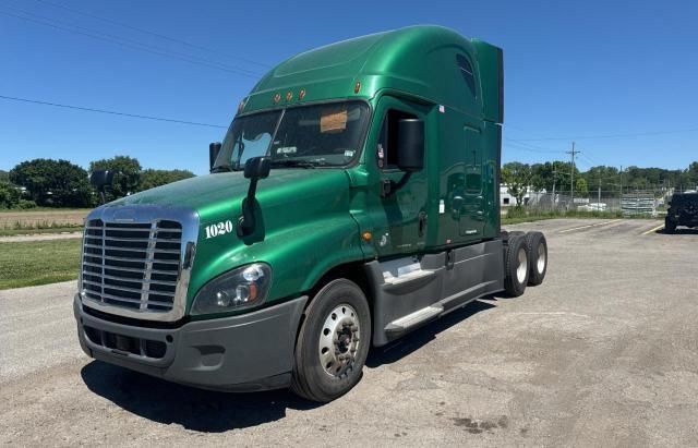 2018 Freightliner Cascadia 125