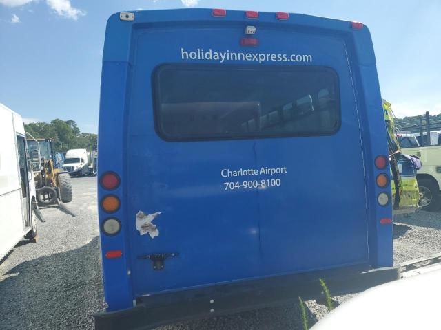 2016 Ford Econoline E350 Super Duty Cutaway Van
