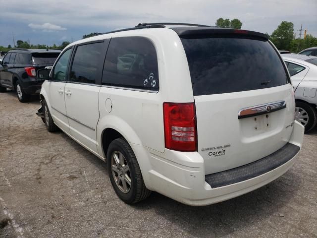 2010 Chrysler Town & Country Touring