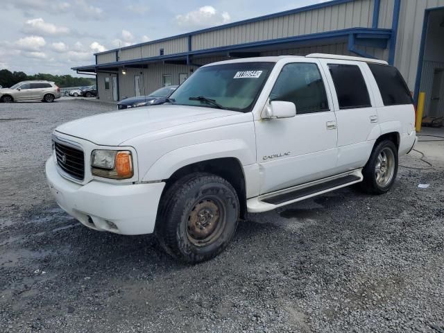 2000 Cadillac Escalade Luxury