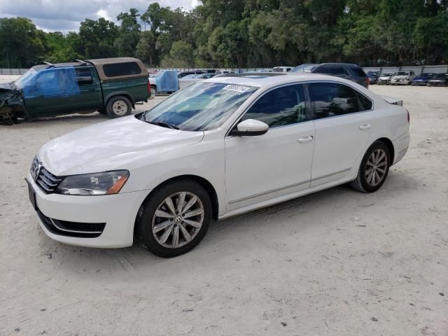 2012 Volkswagen Passat SEL