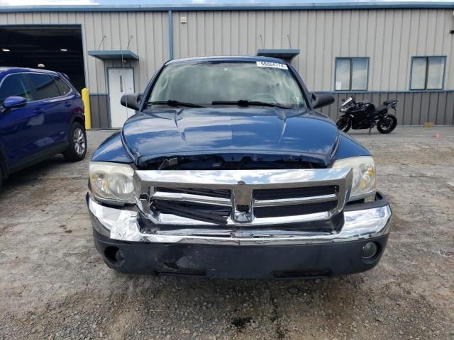 2005 Dodge Dakota Quad SLT