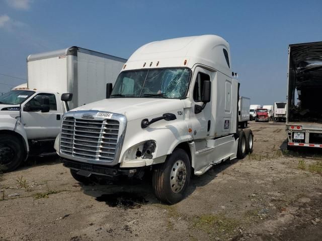 2016 Freightliner Cascadia 125