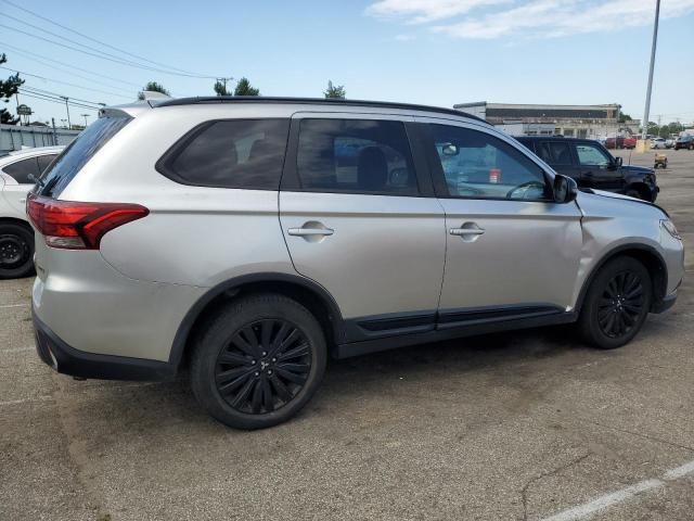 2020 Mitsubishi Outlander SE