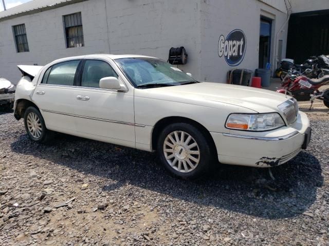 2004 Lincoln Town Car Ultimate