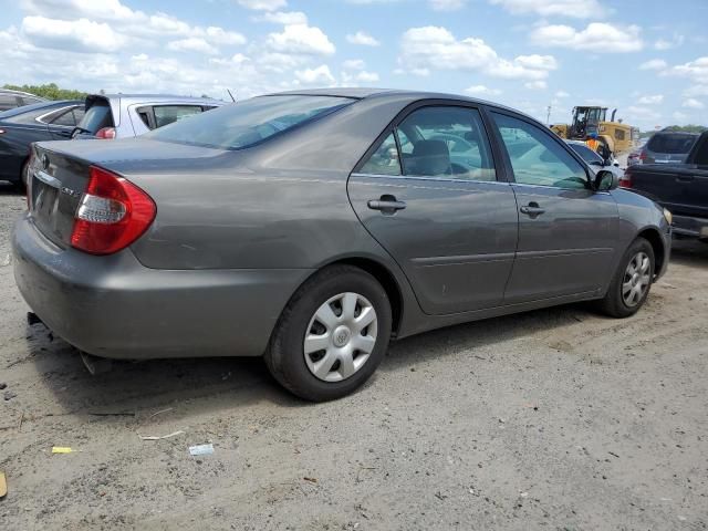 2004 Toyota Camry LE