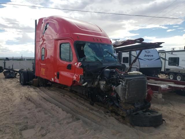 2018 Freightliner Cascadia 125