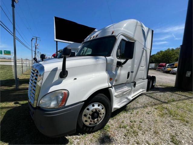 2018 Freightliner Cascadia 125