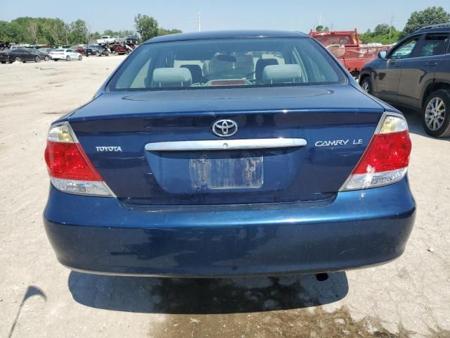 2005 Toyota Camry LE