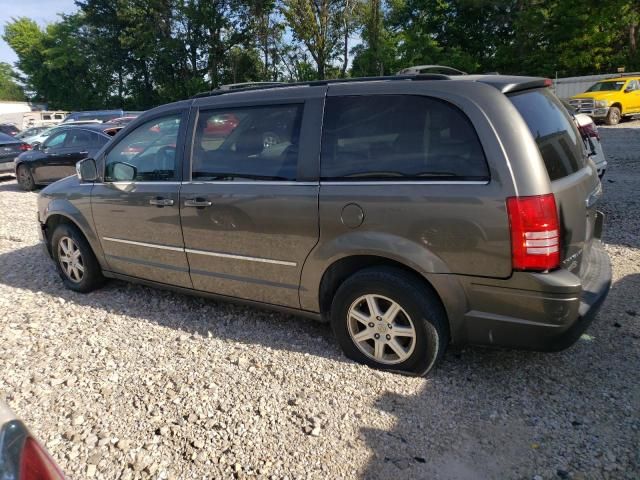 2010 Chrysler Town & Country Touring