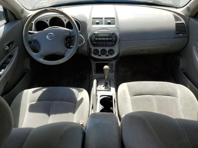 2004 Nissan Altima Base