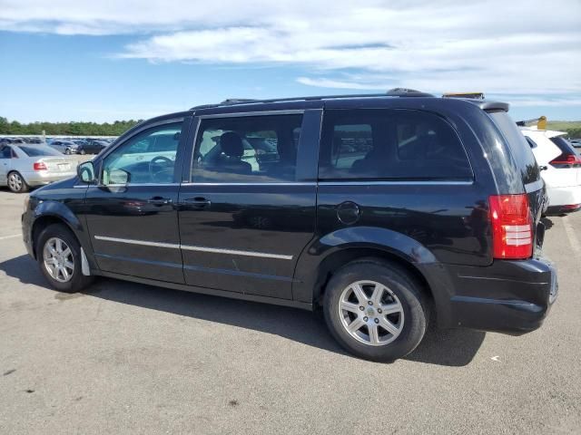 2010 Chrysler Town & Country Touring