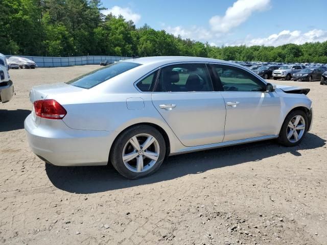 2013 Volkswagen Passat SE