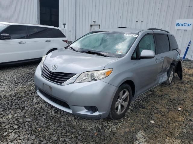 2011 Toyota Sienna LE