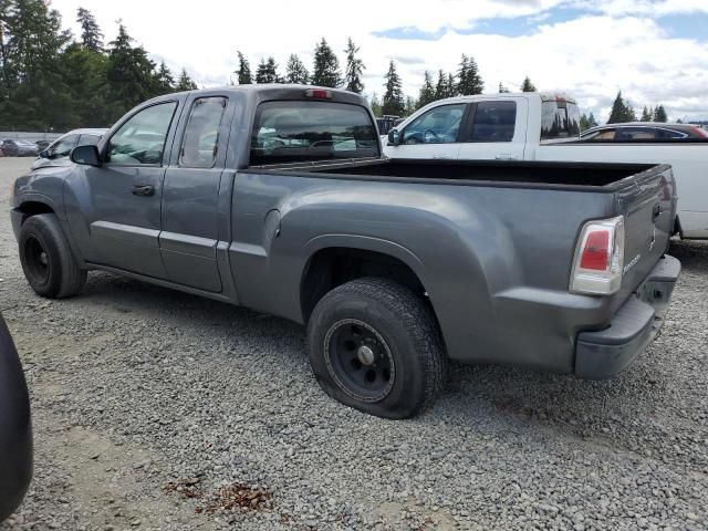 2008 Mitsubishi Raider LS