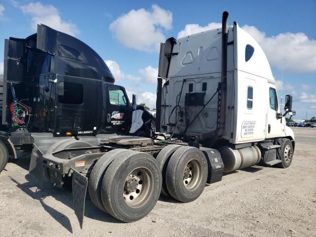 2016 Freightliner Cascadia 125